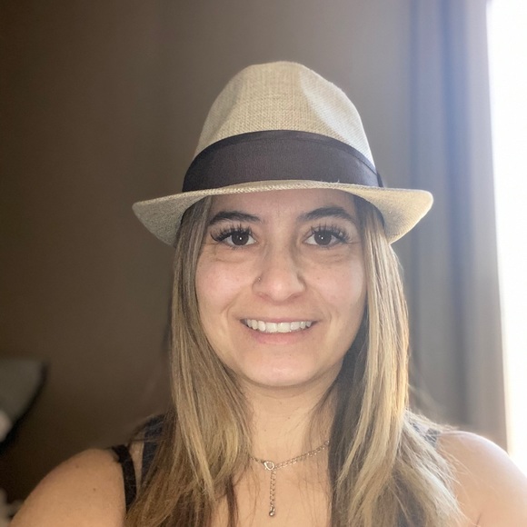 Hat - Picture 4 of 4